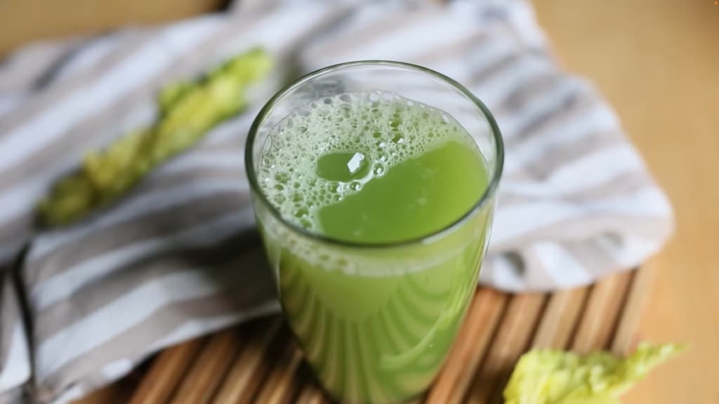 Ingrédients pour la recette de jus de céleri